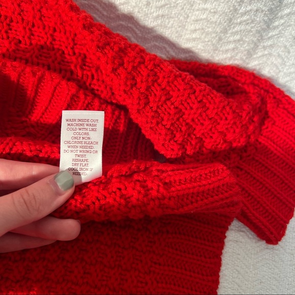 so / bright red cable knit scoop neck pullover sweater size small womens - Picture 7 of 7